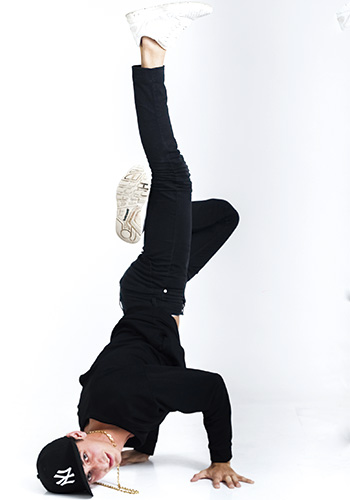3 2 MaatModels https://www.maatmodels.com.ar/wp-content/uploads/2021/05/Portada-Mayo-FB-Maat.jpg