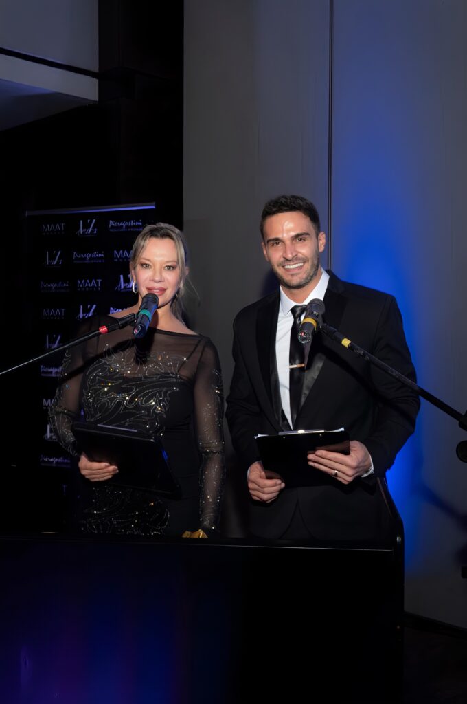 Elegancia con Propósito: El Hilton Buenos Aires se vistió de Gala por la Infancia 19 Conducciòn : Lorena Zolotarchuk y Daniel Romero